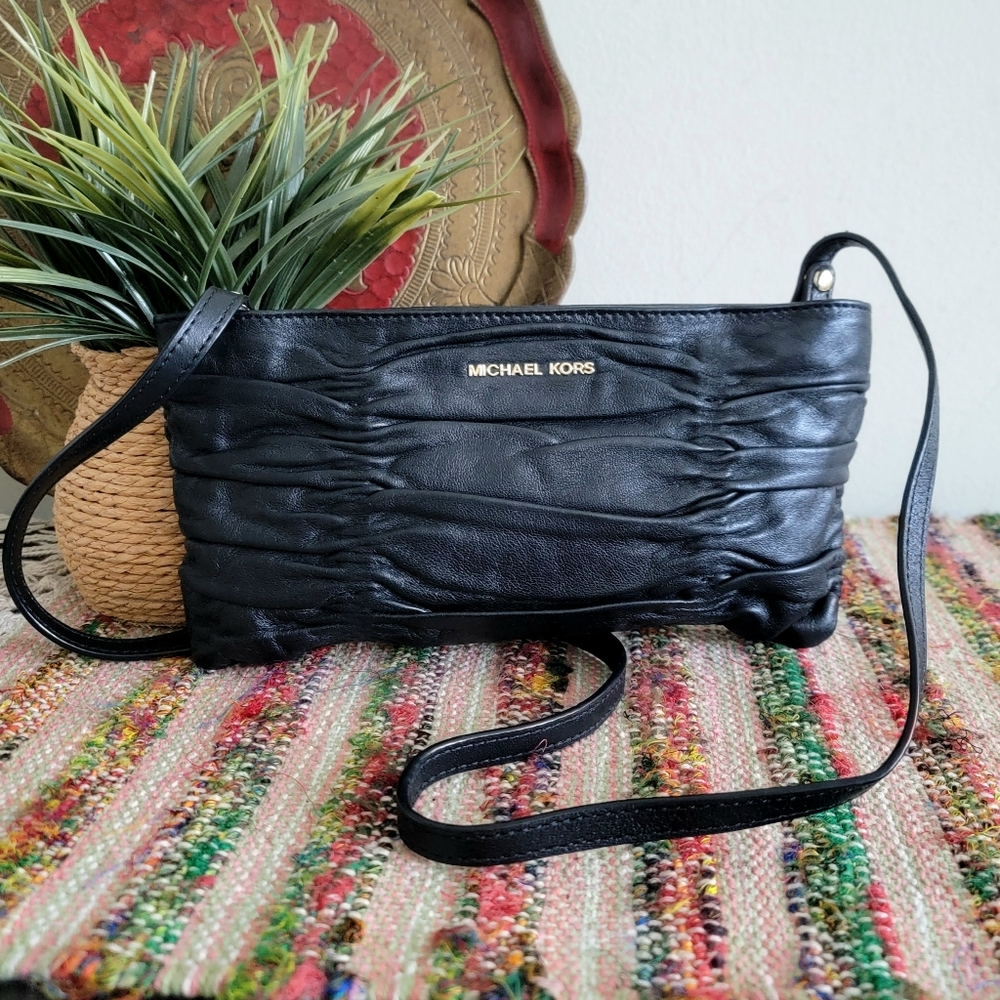 NWOT Michael kors shoulder bag black leather clutch purse